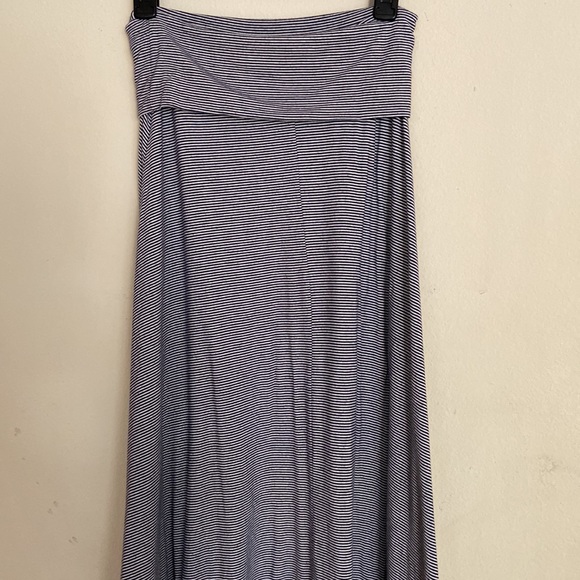 Gap maxi skirt - Picture 3 of 7